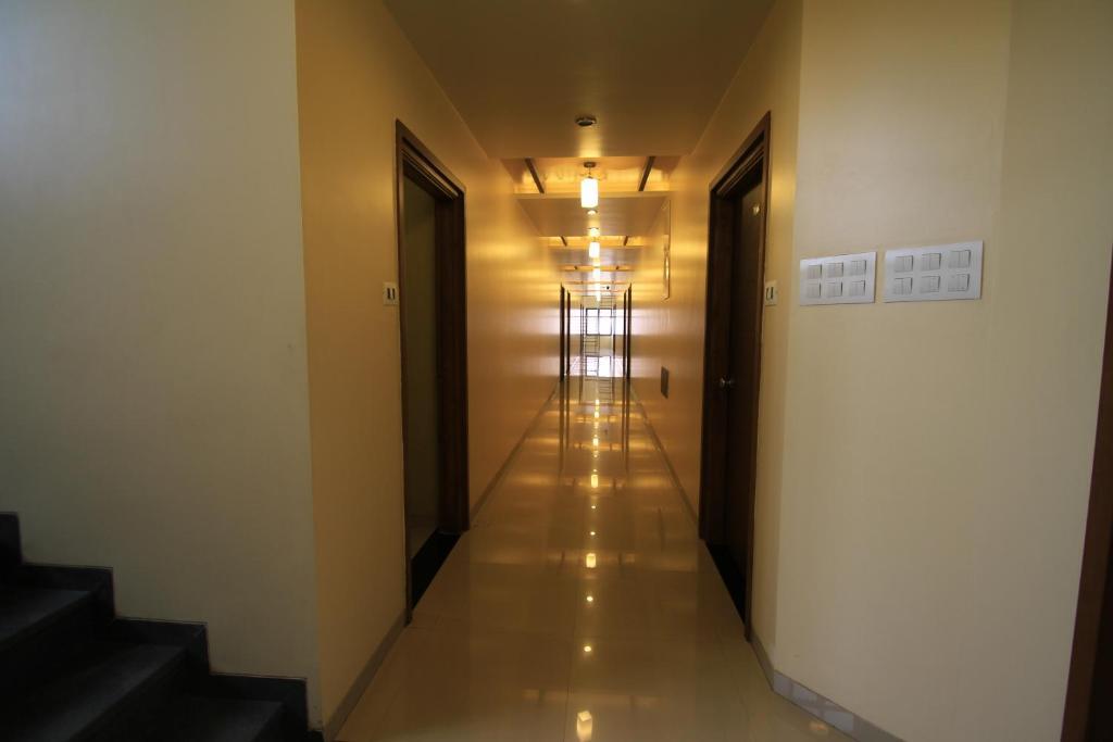 Hotel Sai Smaran 쉬르디 외부 사진